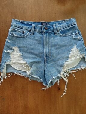 Abercrombie & Fitch Annie High Rise Shorts Distressed Festival Size 4/27